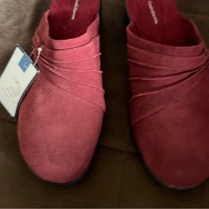 Burgundy red shoes